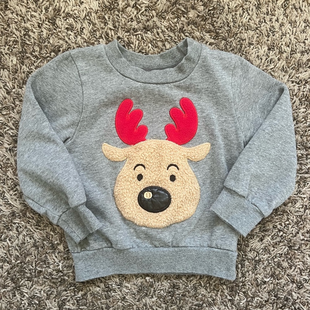 Kids Grey Reindeer Sweatshirt - Cozy Holiday Top